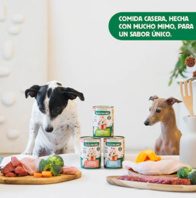 Estofado de Mercado con pavo y ternera Latas completas de Wild Balance con un 95% de carne y sin cereales. ¡Ofrece la mejor alimentación a tu perro! Tienda de alimentación animal especializada en La Puebla de Montalbán (Toledo) con envíos a domicilio. Shop Animal Spirit. Tu tienda de mascotas.
