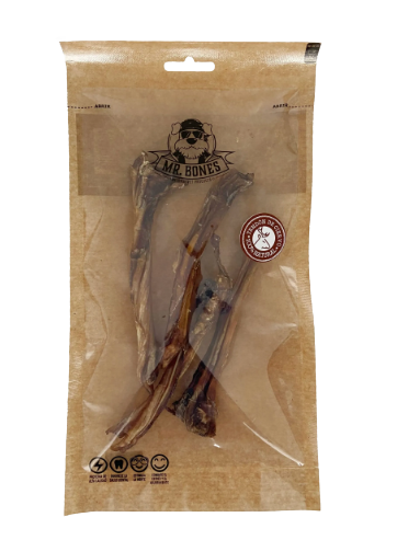 Los tendones de ciervo de Mr Bones son snacks naturales aptos para cualquier perro, con mención especial a aquellos con mandíbulas fuertes. Sin cereales. Bajos en grasas. Descubre más en Shop Animal Spirit.