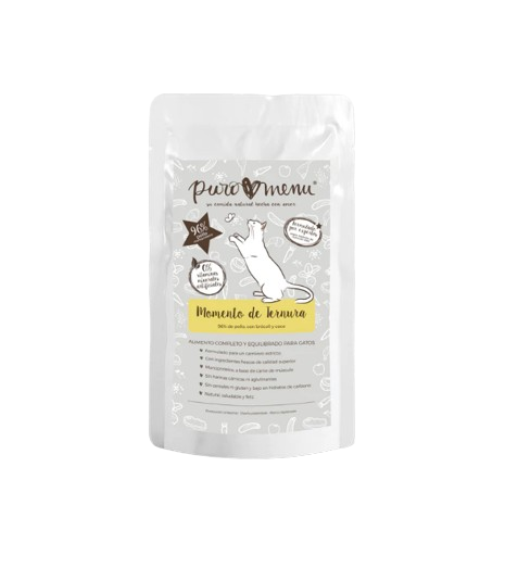 Menú completo cocinado de Puromenu. "Momentos de ternura" es una delicia para nuestro gato, con un 96% de carne y todos los suplementos que necesita para ser un alimento completo. Descubre más productos de calidad en Shop Animal Spirit