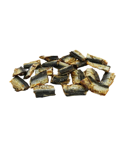 Los Raw Treats de Boquerón del Atlántico de Mr Bones son un snack 100% natural ideal para perros y gatos por su aporte de Omega 3 que ayuda a mejorar la salud de su piel y pelo, es antiinflamatorio y mejora la salud cardiovascular. Elaborado con boquerones aptos para consumo humano. Sin cereales, aditivos ni conservantes. Apto para perros y gatos. Descubre más en Shop Animal Spirit