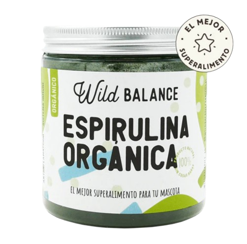 La espirulina es un suplemento 100% natural para perros y gatos que ayuda a reforzar el sistema inmunitario, mejora la salud gastrointestinal y digestiva, es un poderoso antioxidante y antiinflamatorio y se considera un superalimento. Descubre más en Shop Animal Spirit