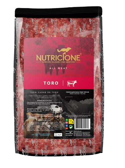 Nutricione BARF todo carne de toro es un alimento crudo triturado apto para perros y gatos. Descubre más alimentación natural en www.shopanimalspirit.com